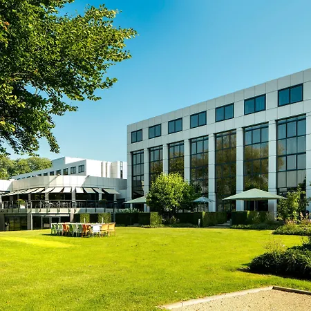 Hotel De Ruwenberg Den Bosch - 4*
