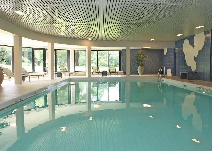 Hotel De Ruwenberg Den Bosch - 4*